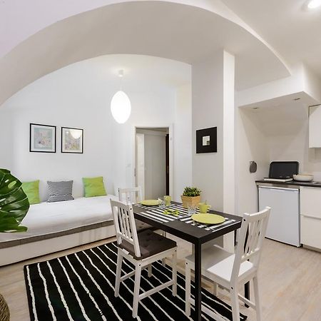 Apartments Vega Ljubljana Buitenkant foto