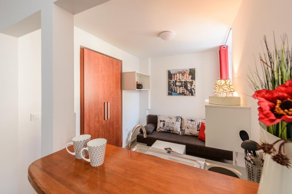 Apartments Vega Ljubljana Buitenkant foto