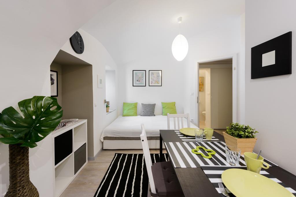 Apartments Vega Ljubljana Buitenkant foto